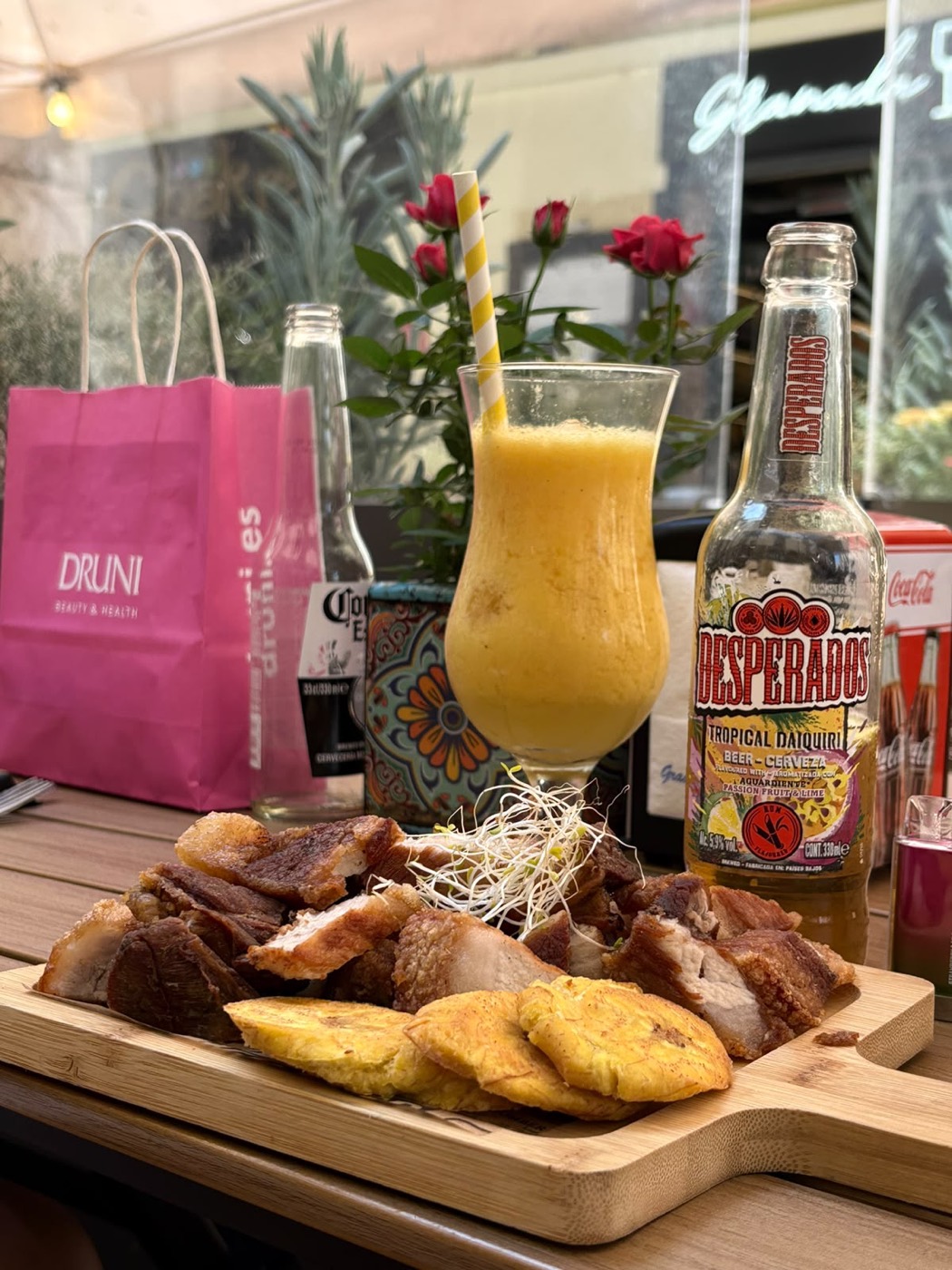 Tabla para compartir en la terraza